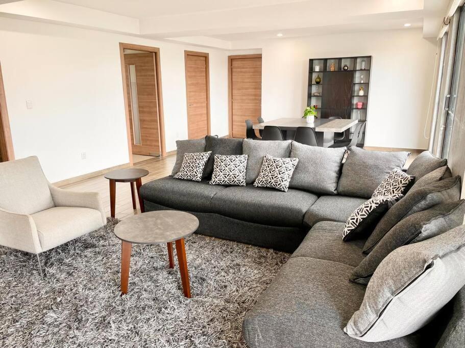 Place In South City. Apartment