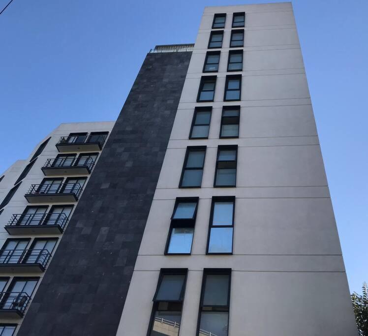 Place In South City. Apartment *